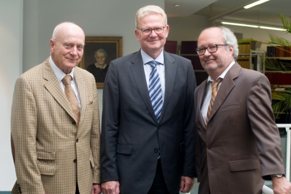 Vorstand & Mitarbeitende